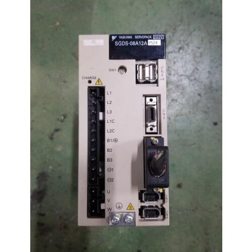 SGDS-08A12AY524 SERVO DRIVER , used in good condition . 80% appearance new , good working , free shipping