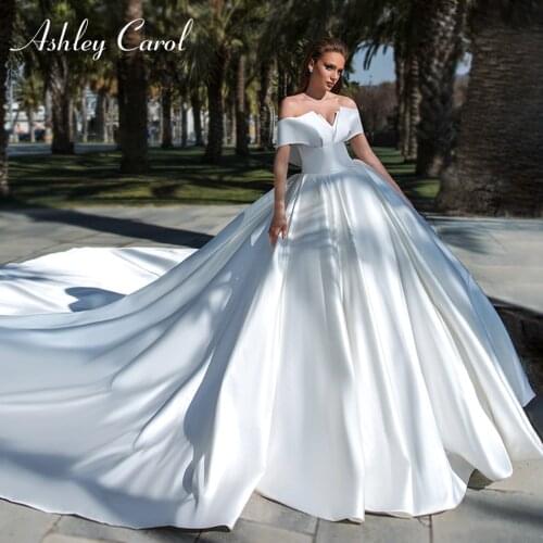 Ashley Carol Satin Ball Gown Wedding Dress 2021 Simple Boat Neck Princess Bridal Dresses Cathedral Train Vintage Bride Gowns