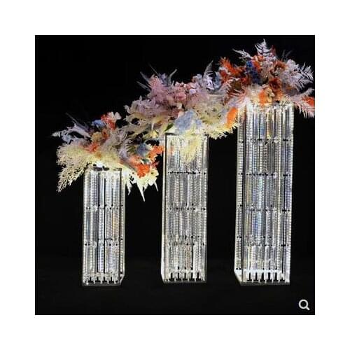 New wedding acrylic square crystal road leads a three-piece set of stage window decorations on the catwalk to welcome guests