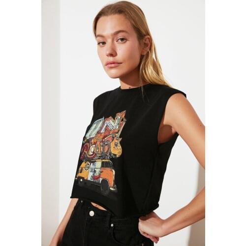 Black Knitted T-Shirt 2021 New Season Fashion Casual Tops Summer Cotton Ladies Tshirts Cool Print Lady Womens Graphic Female Tee