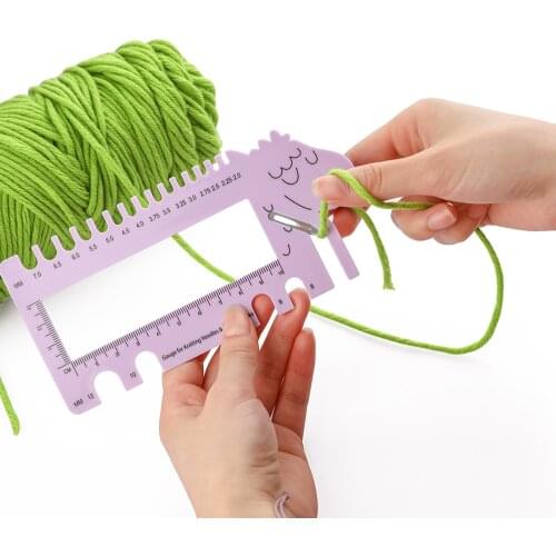 2 colors Sheep Shape Needle Gauge Handmade Ruler Knitting Tools Sweater Needle Measuring Ruler cute Knitting Ruler