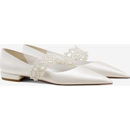 2021 spring new silk banquet dress flat shoes large pearl white bridal wedding shoes pointed shallow mouth womens single shoes