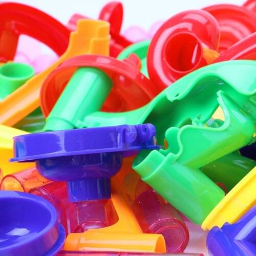 105Pcs/Set Race Game Run Plastic Maze Balls Track House Building Block Toys GXMB