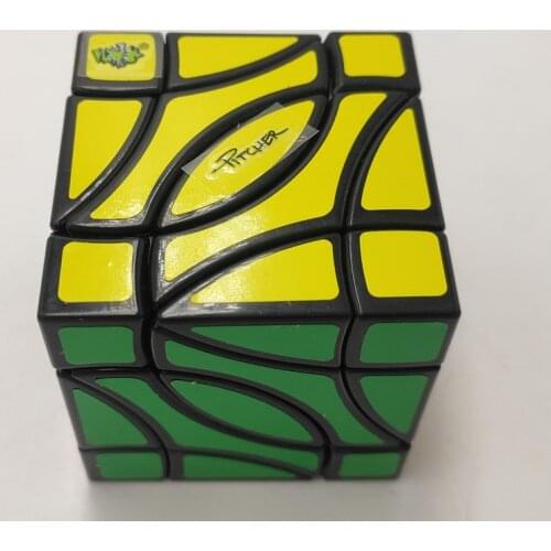 Lanlan Pitcher 4-Corner Black Cubo Magico Cube Educational Toy Gift Idea