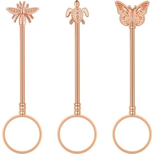 New Cigarette Holder Ring Rack Metal Finger Clip Women Men Slim Long Stick Jewelry Smoking Supplies Lighters Accessories