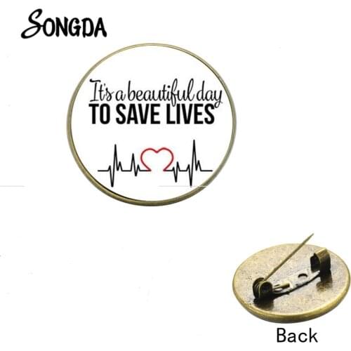 To Save Lives Nurse Brooch Stethoscope Electrocardiogram Creative Doctor Nurse Coat Uniform Pins Medical Student Jewelry