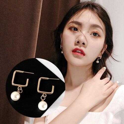 Korea Pop Simple Alloy Square Big Pearl Earrings For Women Fashion Temperament Geometric Metal Stud Jewelry Wholesale