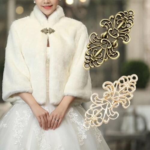 Fashion Crystal Brooch Clip For Women Collar Fashion Clips Holder Decor Shiny Cape Cloak Clasps Fasteners Cardigan Buckle