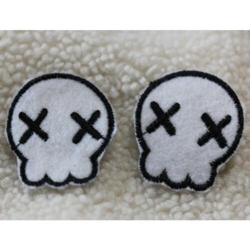 Skull Embroidery Patches Iron On Patch For Clothing DIY Stickers Sew On Clothes Denim Jacket Backpack Handbag Badges 4x3.5cm