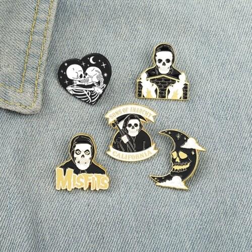 Black Punk Coffin Grim Reaper Magic Sorcerer Cat Skull Hand Palm Enamel Pins Lapel Brooches Badges Wholesale Pin Gothic Jewelry