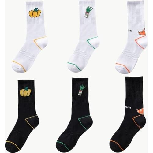 2017 new fashion Women&Men Socks Harajuku Korea Japanese Cotton Socks Pumpkin shallot sausage pattern In tube Socks