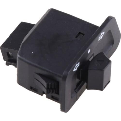 G5AD 3-pin Turn Signal Switch Button for Scooter Moped Go-Kart