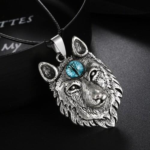 Vintage Metal Vikings Wolf Head Eye Pendant Necklaces for Man Motorcycle Party Steampunk Cool Animal Necklace Jewelry