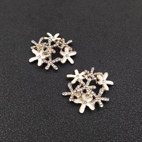 50pcs Daisy Flower Oil Drop Crystal Rhinestone Buckle Appliques For Headband Metal strass Dress Ornament Hairpin Hair Clip Decor