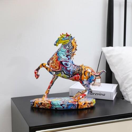 Modern Creative Color Art Horse Water Transfer Resin Crafts Colorful Animal Galloping Horse 3D Pendulum Bedroom Study