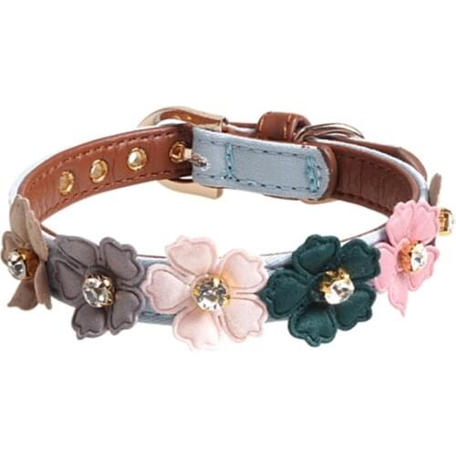 Dog Flower Collar Cute Shiny Diamonds Leather Dogs Necklaces Pet Adjustable Collars For All Sizes Of Dog Pet Outfit