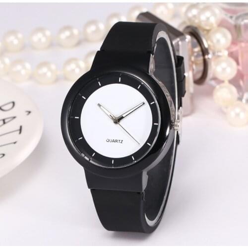 Korean fashion ladies watch candy color junior high school students simple and compact quartz watch