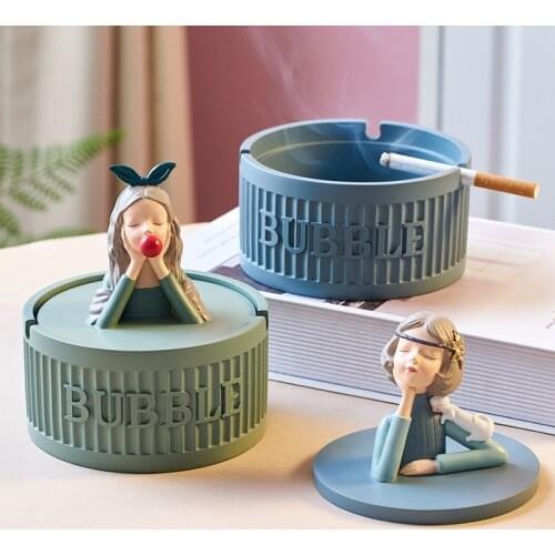 Hot Nordic Girl Cute Bubble Girl Ashtray Family Living Room Creative Personality Trend with Cover Anti Fly Ash
