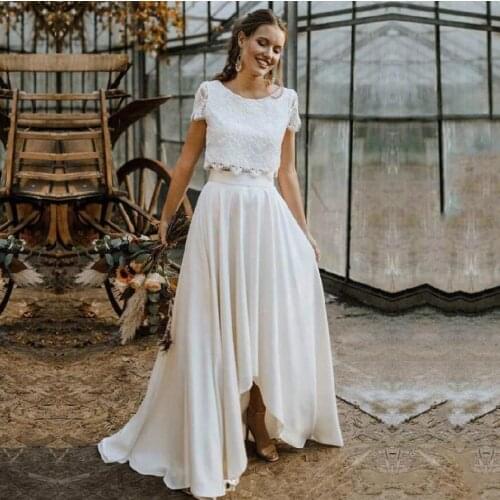 2021 Bohemian Two Pieces Wedding Dresses 2021 Lace Top Short Sleeve Bridal Gown Jewel Neck Beach Wedding Gown Vestidos De Novia