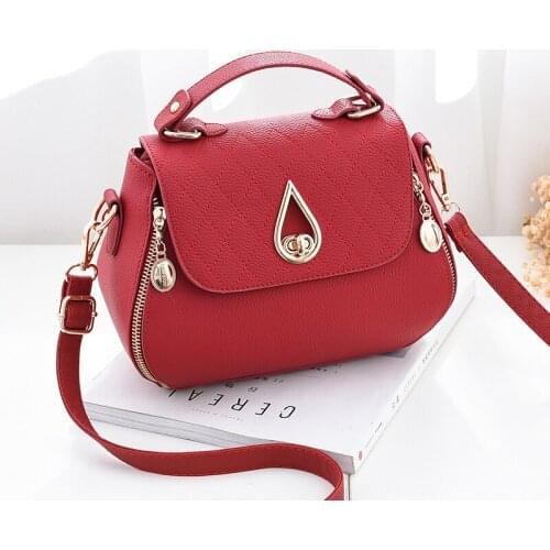 2019 new small fairy brim fresh joker contracted one shoulder saddle bag