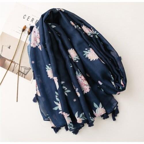 2021 Newest Women Floral Printed Scarf Cotton Tassel Scarf Shawls Wraps Hijabs