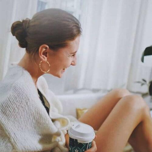 Simple Chic Simple Geometric Twisted Matte Gold Hope Earrings For Women Elegant Twist Circle Earrings Boucles d'oreill 2021