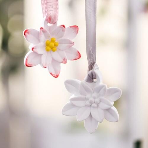 Lotus Flower Shape Aromatherapy Wax Tablets Silicone Mold DIY Plaster Gypsum Mould For Car Pendant Home Decoration Tool