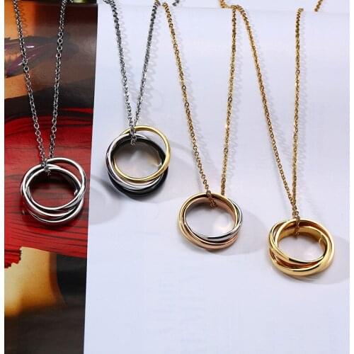 Keisha Womens Chic Triple Interlocked Rolling Rings Pendant Necklaces for Men Wedding Anniversary Love Keepsake Gifts Jewelry