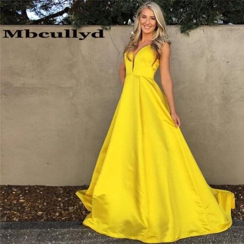 Mbcullyd Chic Satin Gold Prom Dresses Long 2020 Long Formal vestidos de fiesta largos elegantes de gala Plus Size Party Gowns