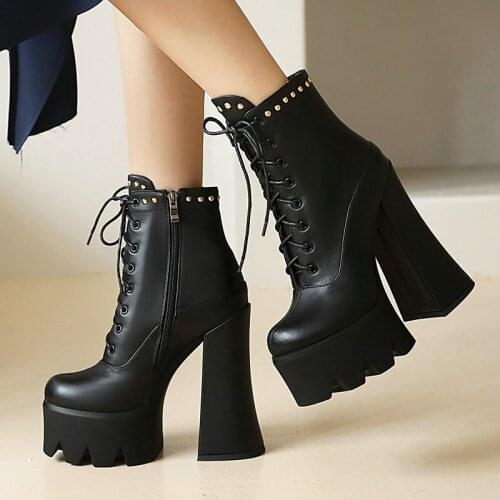 Fashion Lady Autumn Winter Rivet Short Boots Super High Heel Platform PU Zipper Large Size Womens Shoes Cross Tied Knight Boots