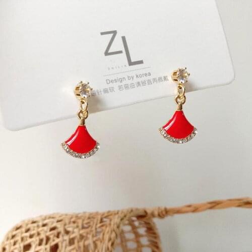 Sweet Girl Earrings Fashion New Personality Temperament Skirt Compact And Simple Net Red Crystal Paint Fan-shaped Earrings Egirl