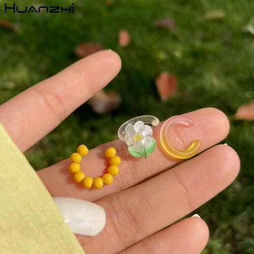 2021 New Colorful Bead Transparent Acrylic Resin Flower Simple Cute HUANZHI Earring Clip Set for Women Girls Jewelry Gifts