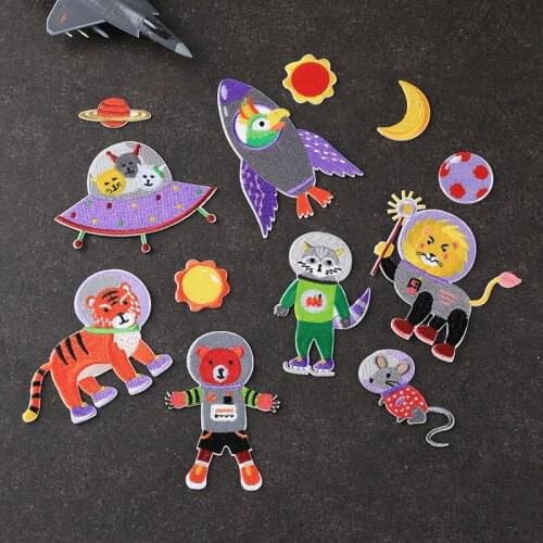 Animal planet Tiger, lion, bear astronaut Patches On Clothes Stickers Iron On Patches For Clothing T-shirt Patches Cloth Patch