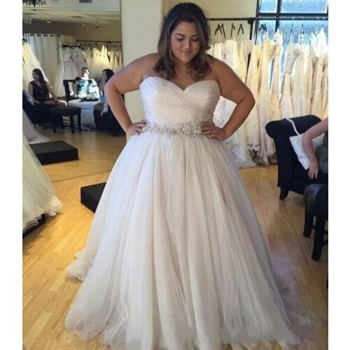 Plus size Wedding Dress A-line Sweetheart Pleated Shiny Beaded Sashes Floor Length Custom Made Beautiful Women Bridal Gowns