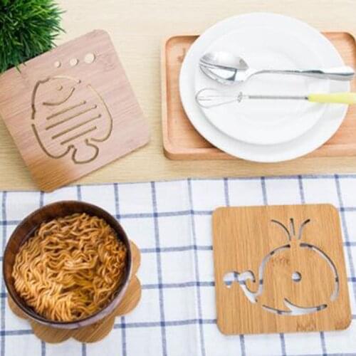 Cartoon Hollow Wooden Coaster Kitchen Tableware Thickening Anti-scalding MatKitten environmentally Friendly and Durable Hollow