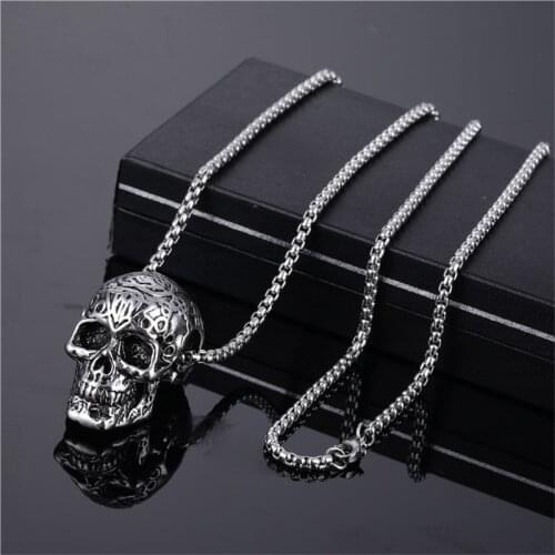 Yungqi Retro Skull Pendant Gothic Punk Style Men Skeleton Steel Chain Necklace Accessories Hip Hop Party Halloween Jewelry Gift