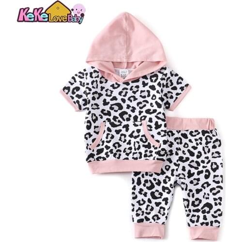 Baby Girl Clothes Set Summer Short Sleeve Pink Leopard Hooded Tops And Cropped Pants Cotton Infant Outfits 2Pcs Newborn Clothing
