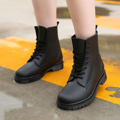 Fashion Motorcycle Ladies Rain Botas 2020 New Women Rain boots Waterproof Mud Water Shoes Woman Rubber Lace-Up PVC Ankle Boots