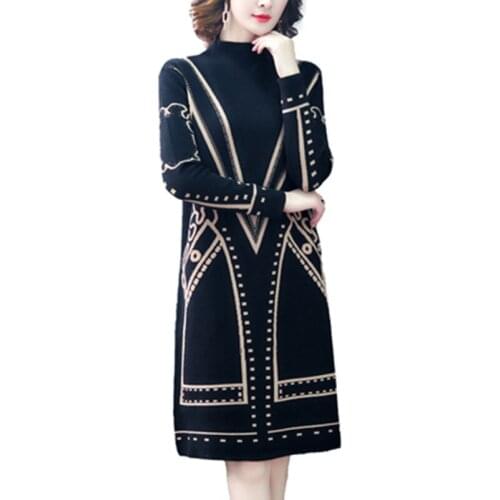 2020 New Autumn European American knitted print dress mid-length loose sweater dress large size over the knee loose winter dress