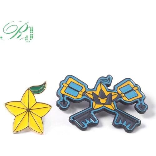 RJ Kingdom Hearts Paopu Fruit Brooches Sora Keyblade of Memories Enamel Pins For Women Men Lapel Pin Shirt Bags Badge Kids Gifts