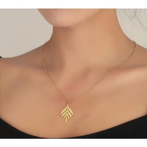 Stainless Steel Palm Leaf Pendant Necklaces for Girls Women Tropical Leaves Charm Beach Jewelry Gift