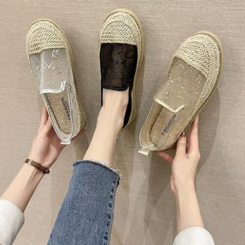 Summer breathable lace mesh shoes women 2021 new soft-soled thick-soled lazy pedal fisherman shoes