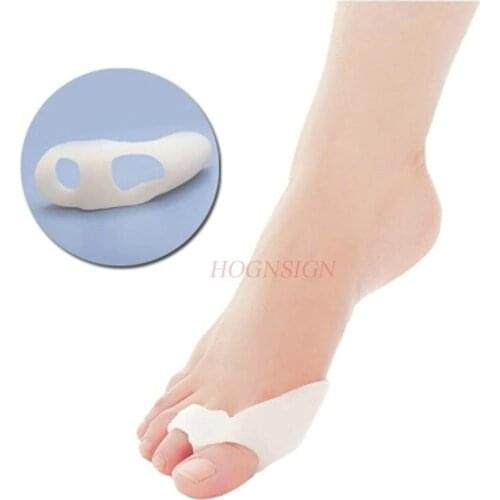 Toe valgus orthosis adult day and night with double ring big toe device overlapping separator cover