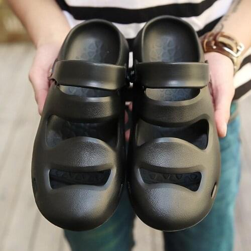 Summer Sandals Men Outdoor Beach Shoes Lightweight Non-slip Black Slippers Quick-Drying Walking Sandals 2021 sandalias