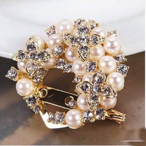 Summer style Fashion Women Gold-Color Crstal Rhinestone Pearl Flower Brooch Wedding Celebration Multipurpose Free Shipping