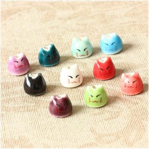 Wholesale Cute Jewelry DIY Making Beads 50pcs Ceramic 10*8mm Maneki Neko Cat Shape Spacer DIY Loose Beads For Jewelry Bracelet