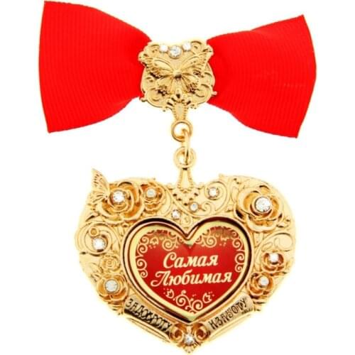 Funny souvenirs.Heart pendant badge & emblem.bowknot brooch.metal gifts & art,golden medal of most lovely people.wedding gift