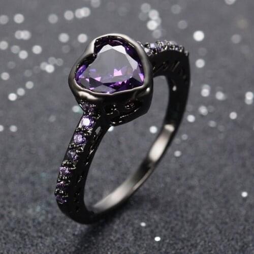 Luxury Gun Black Wedding Rings for Women Personality Design Heart Crystal Zircon Finger Ring Exquisite Unique Jewelry Gift