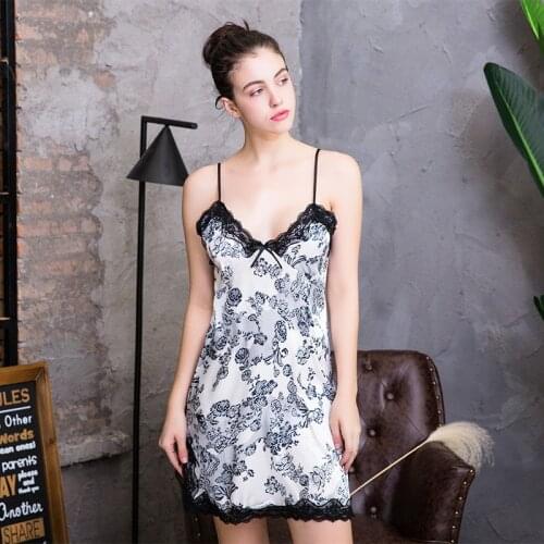 Tony&Candice Nightgown Women Sexy Sleepshirts Satin Silk Sleepwear Lady V-Neck Night Dress Sleeveless Female Home Wear Girls
