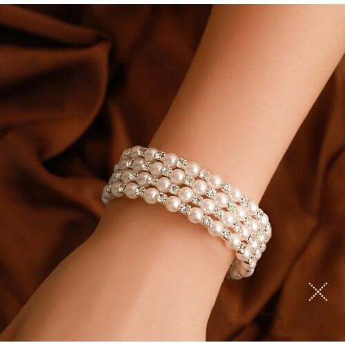 Miuoxion Wholesale New Fashion Sweet Jewelry Four-Layer Pearl Wound Spiral Bracelet For Women Luxury Namour Charm Christmas Gift
